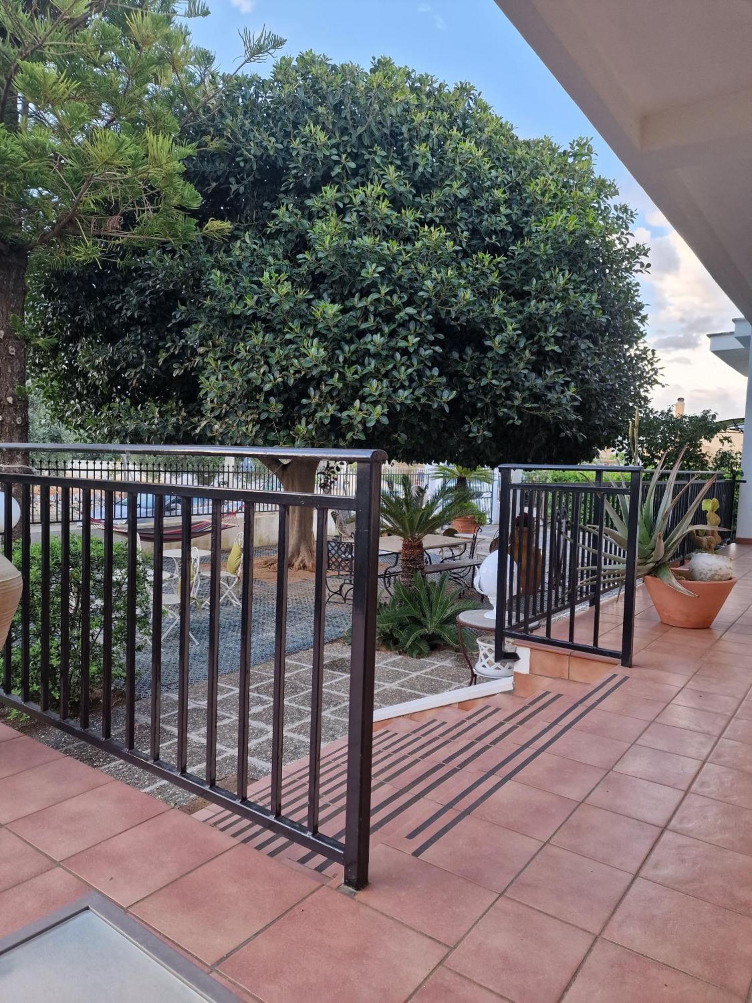 Mediterraneo B&B Montalbano  Esterno foto